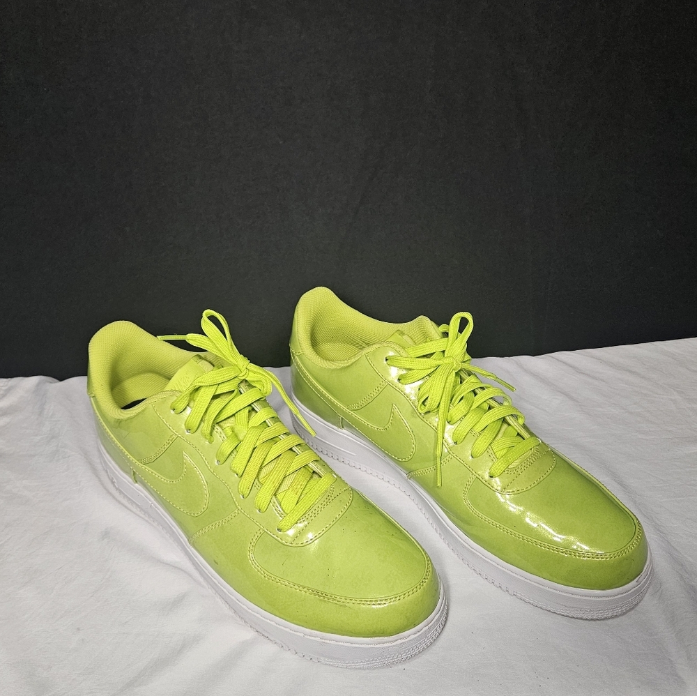 NIKE Air Force Ones Cyber UV Slime Green Mens Sneakers, 13